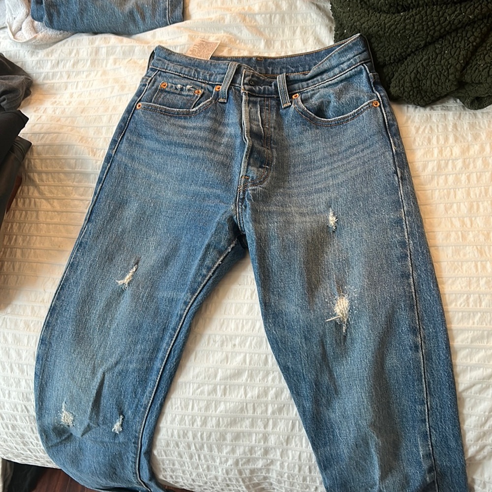 Levi’s wedgie jeans